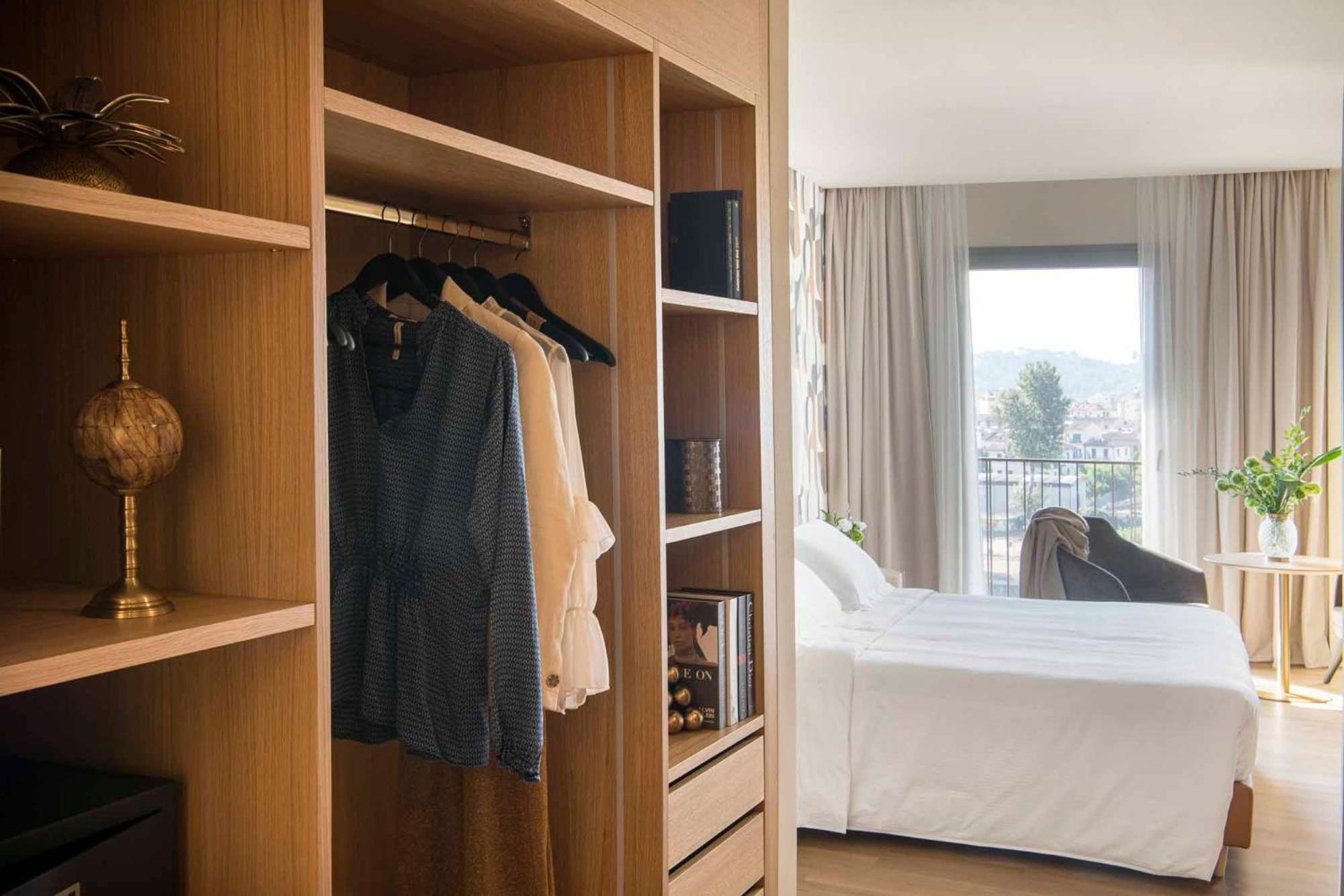 Columbus Urban Resort ฟลอเรนซ์ ภายนอก รูปภาพ A room at the hotel